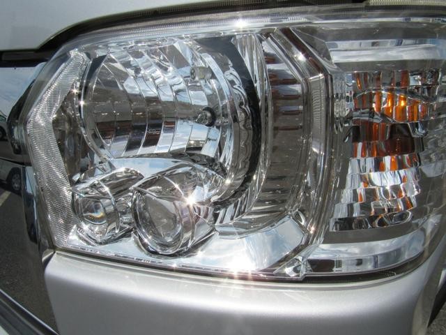 0505254A30260822W00213.jpg