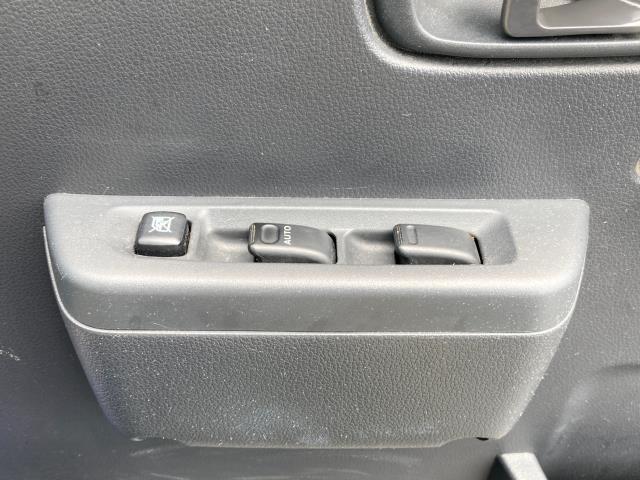 0840155A20260707G00516.jpg