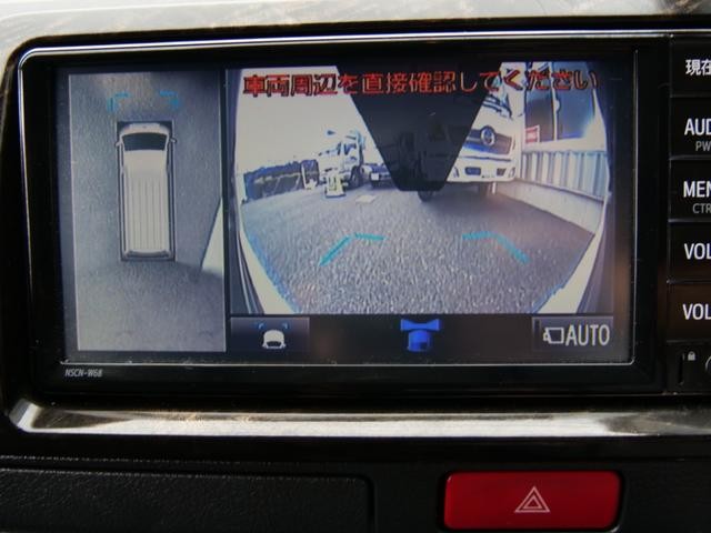 0500531A30260704W00105.jpg
