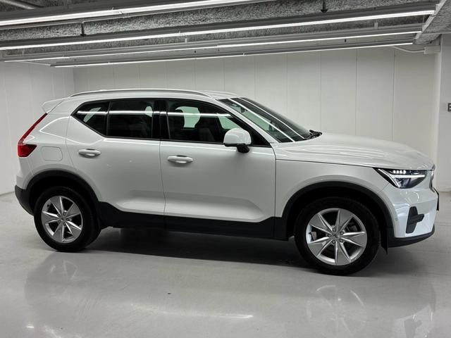 9800056A30261024W00108.jpg