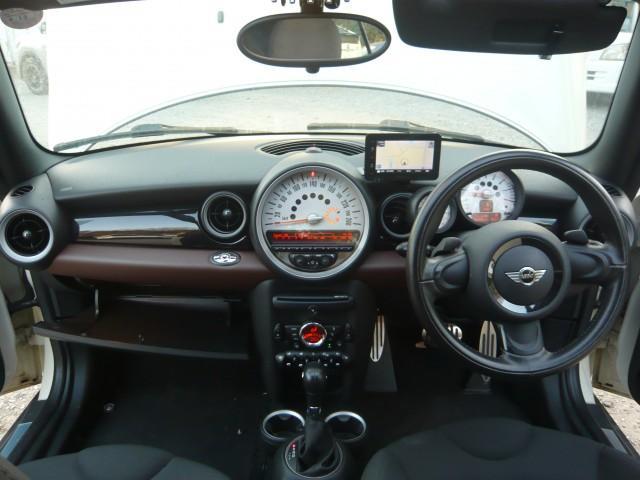 21732476_carP_l_4.jpg