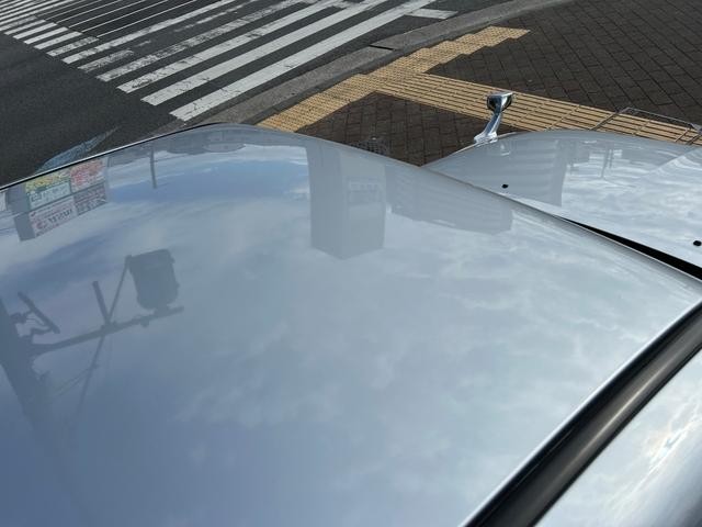 0403755A30261019W00116.jpg