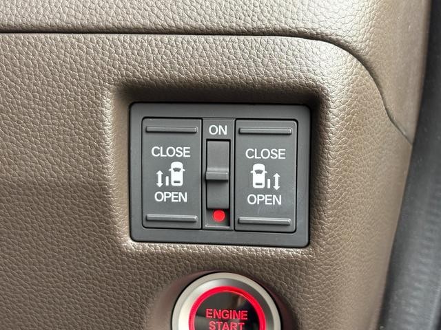 0710025A30261025W01106.jpg