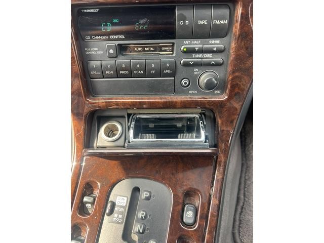 0401965A30261002W00111.jpg