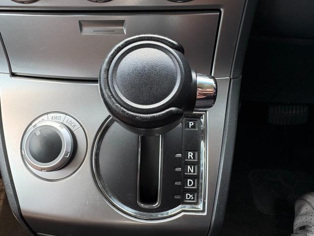 0720096A30260525W00118.jpg