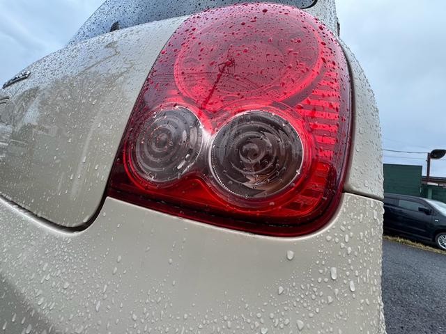 0507195A30250403W00118.jpg