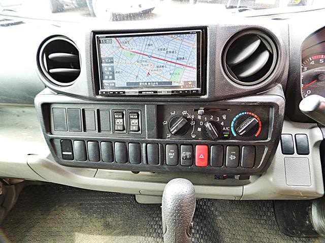 26711589_carP_l_12.jpg