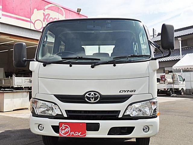 26711589_carP_l_2.jpg