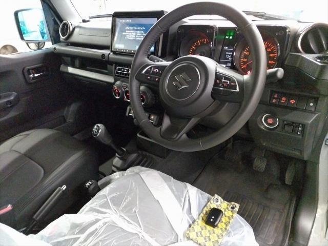 26601352_carP_l_15.jpg