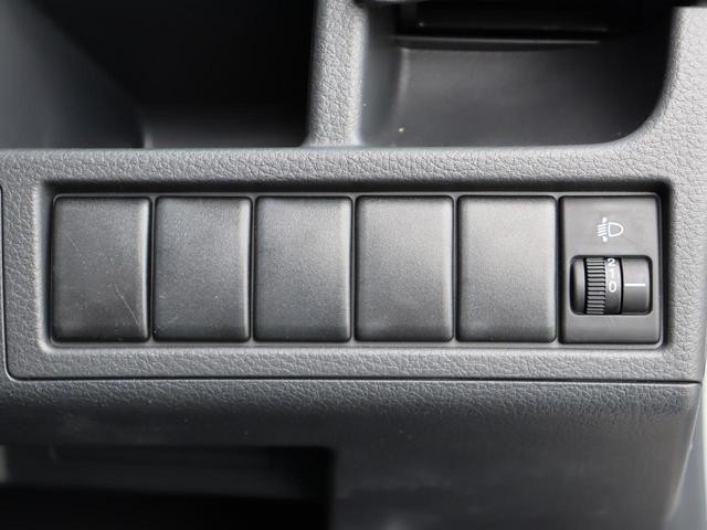 1300998A30260507W01210.jpg