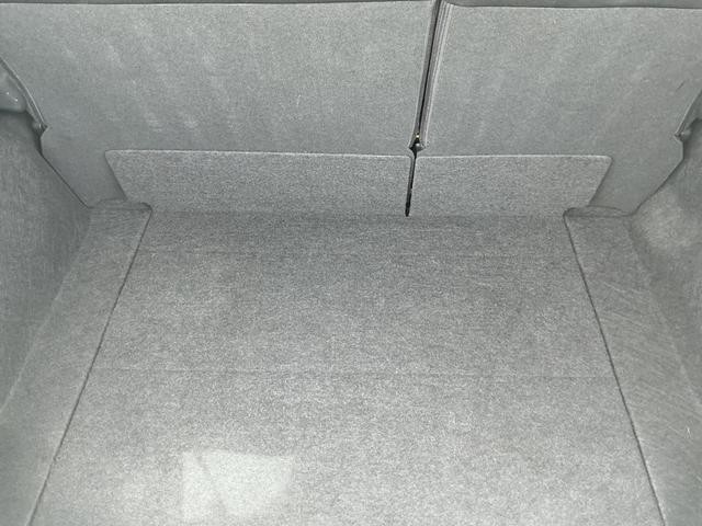 0303122A30260902W00211.jpg