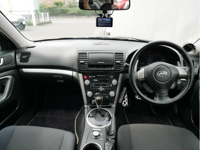 0540871A30261004W00105.jpg