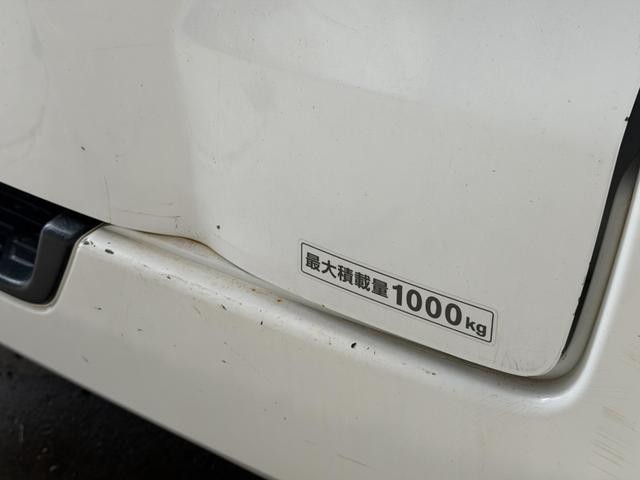 0303738A30260902W00114.jpg