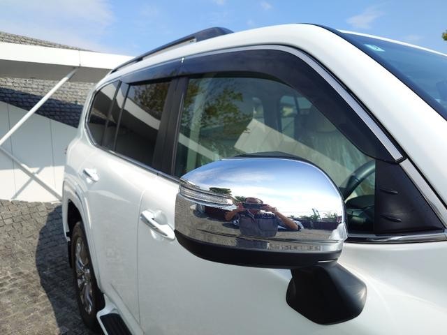 0800007A30260922W00105.jpg