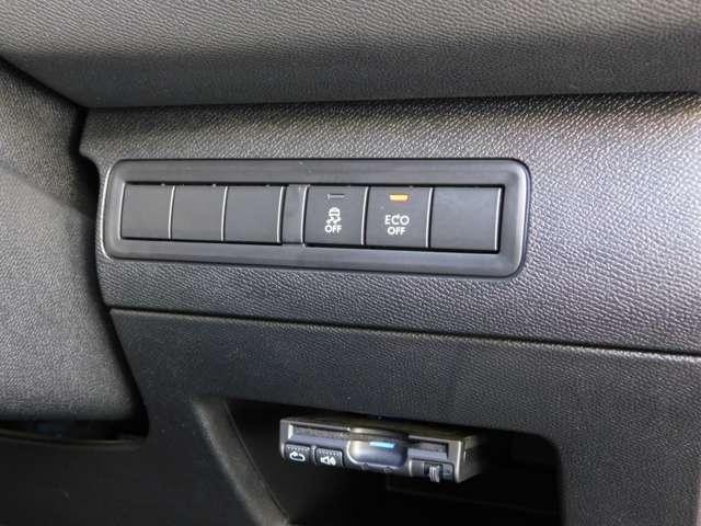 9730740A30260929W00111.jpg