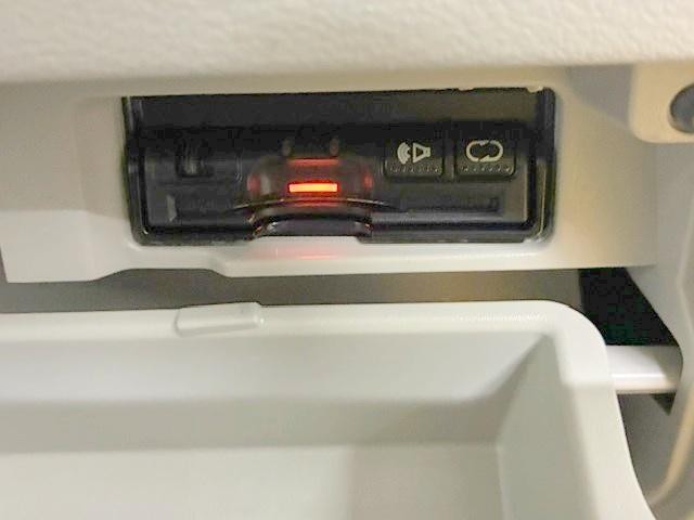 0560069A20260807W01404.jpg