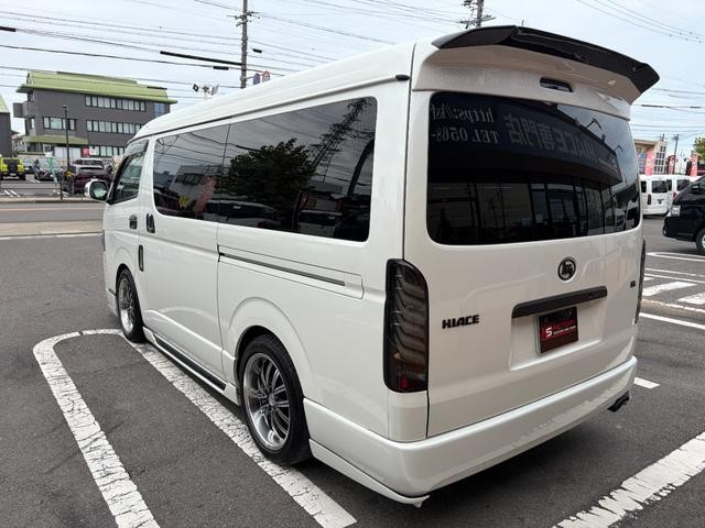 0520056A30260919W00105.jpg