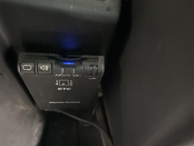 0508493A30260615W00117.jpg