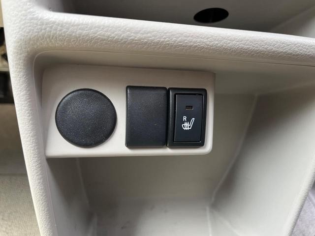 0404131A30250418W00109.jpg
