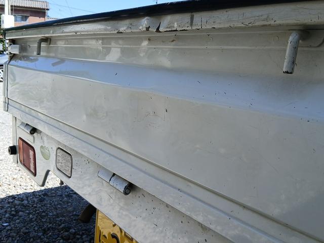 0508995A30260531W00115.jpg