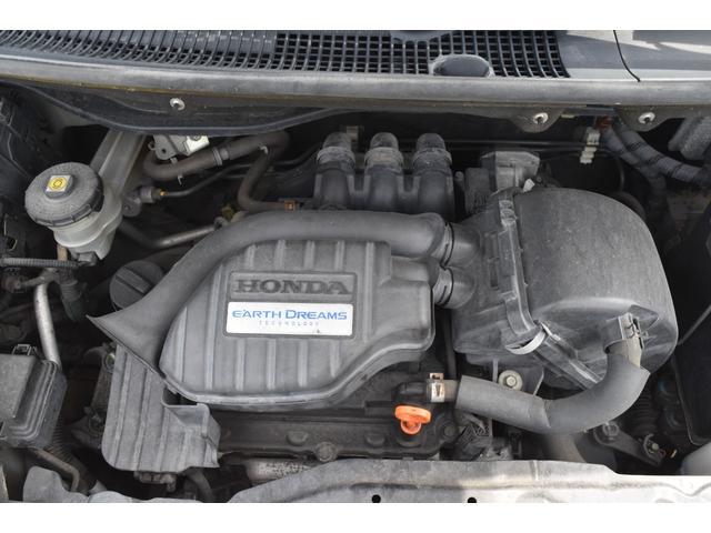 0803914A30260524W00519.jpg