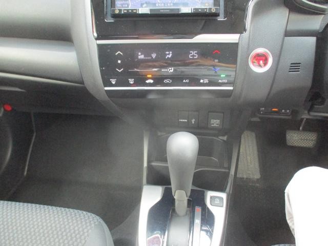 0208125A30260912W00317.jpg