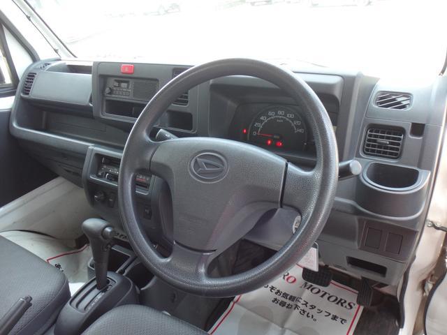 0509025A30260515W00102.jpg