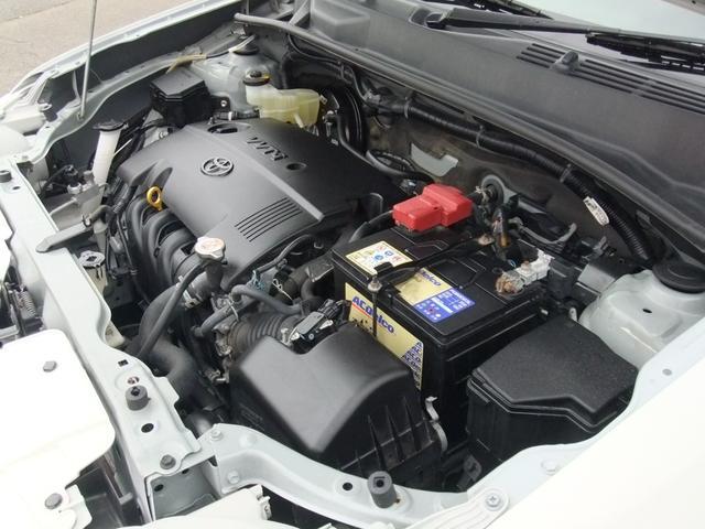 0903842A30260704W00114.jpg
