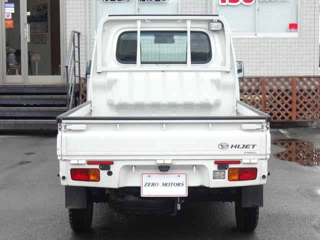 0509025A30260919W00104.jpg