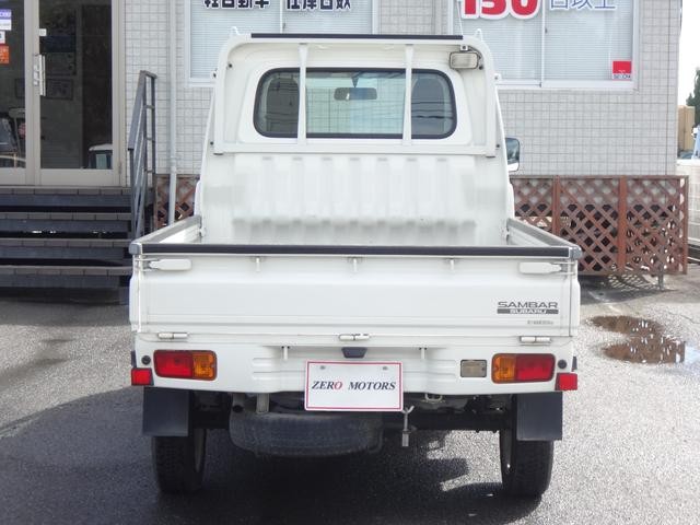 0509025A30260920W00304.jpg