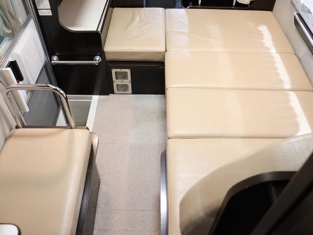 0303041A30260913W00319.jpg