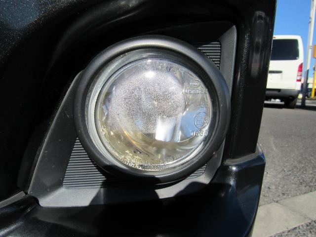 0505254A30261028W00114.jpg