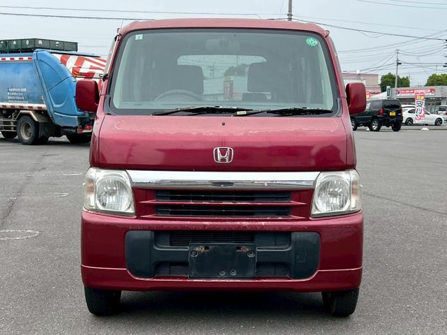 0404285A30260606W00407.jpg