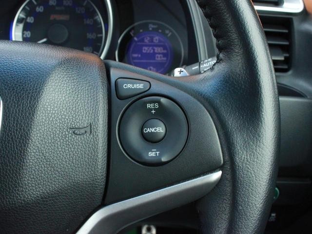 0520029A30260329W00111.jpg