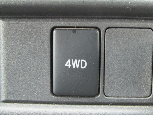 0403558A30260924W01019.jpg