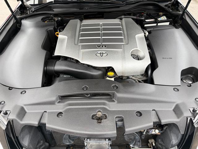 0404361A30260605W00106.jpg