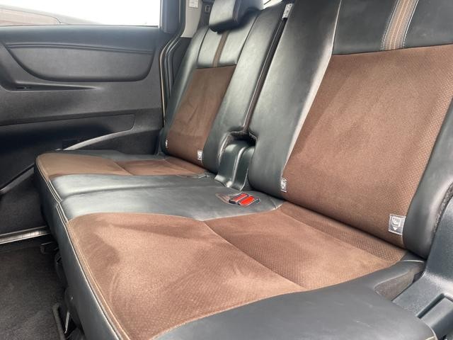 0500074A30260708W00217.jpg