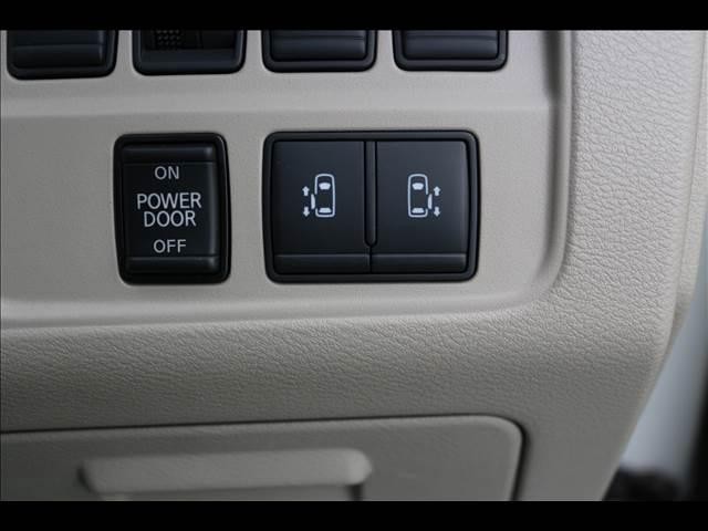 26188563_carP_l_9.jpg