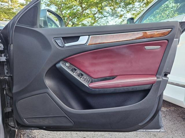0903532A30260529W00115.jpg