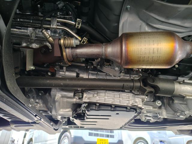0201001A30260502W00212.jpg