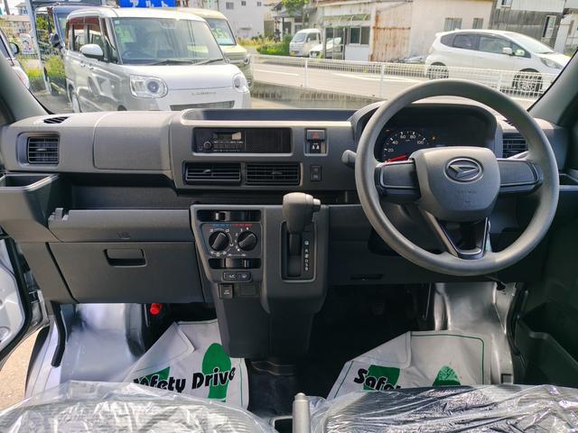 0201001A30260502W00214.jpg