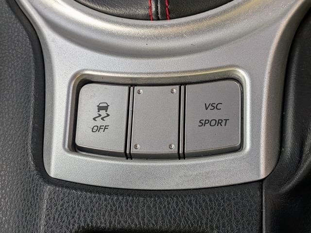 0560069A20260918W00608.jpg