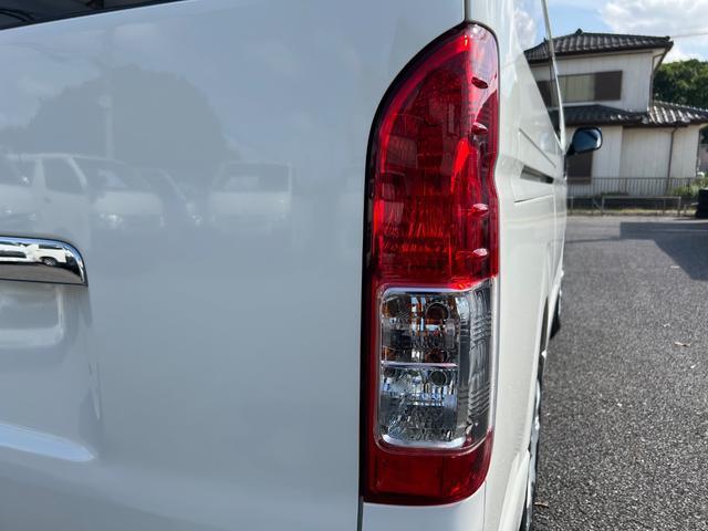 24933117_carP_l_16.jpg