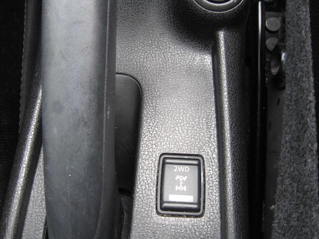 0300320A30260611W00112.jpg
