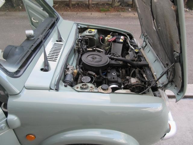 0402215A30261007W00114.jpg