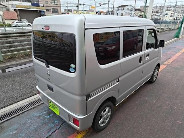 60aaf3ef28c31d1a1352e0e0a627aea9.jpg