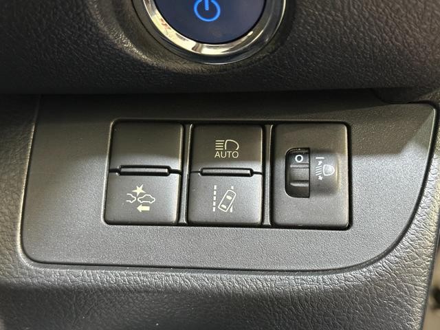 0509824A30260927W01010.jpg