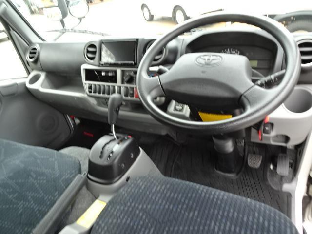 24742003_carP_l_15.jpg