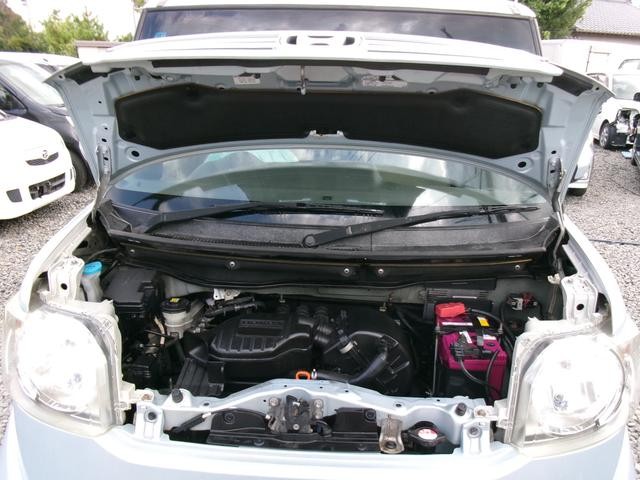 0208874A30260905W00115.jpg