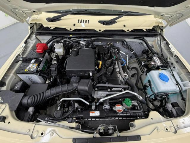 0701458A30260604W00107.jpg